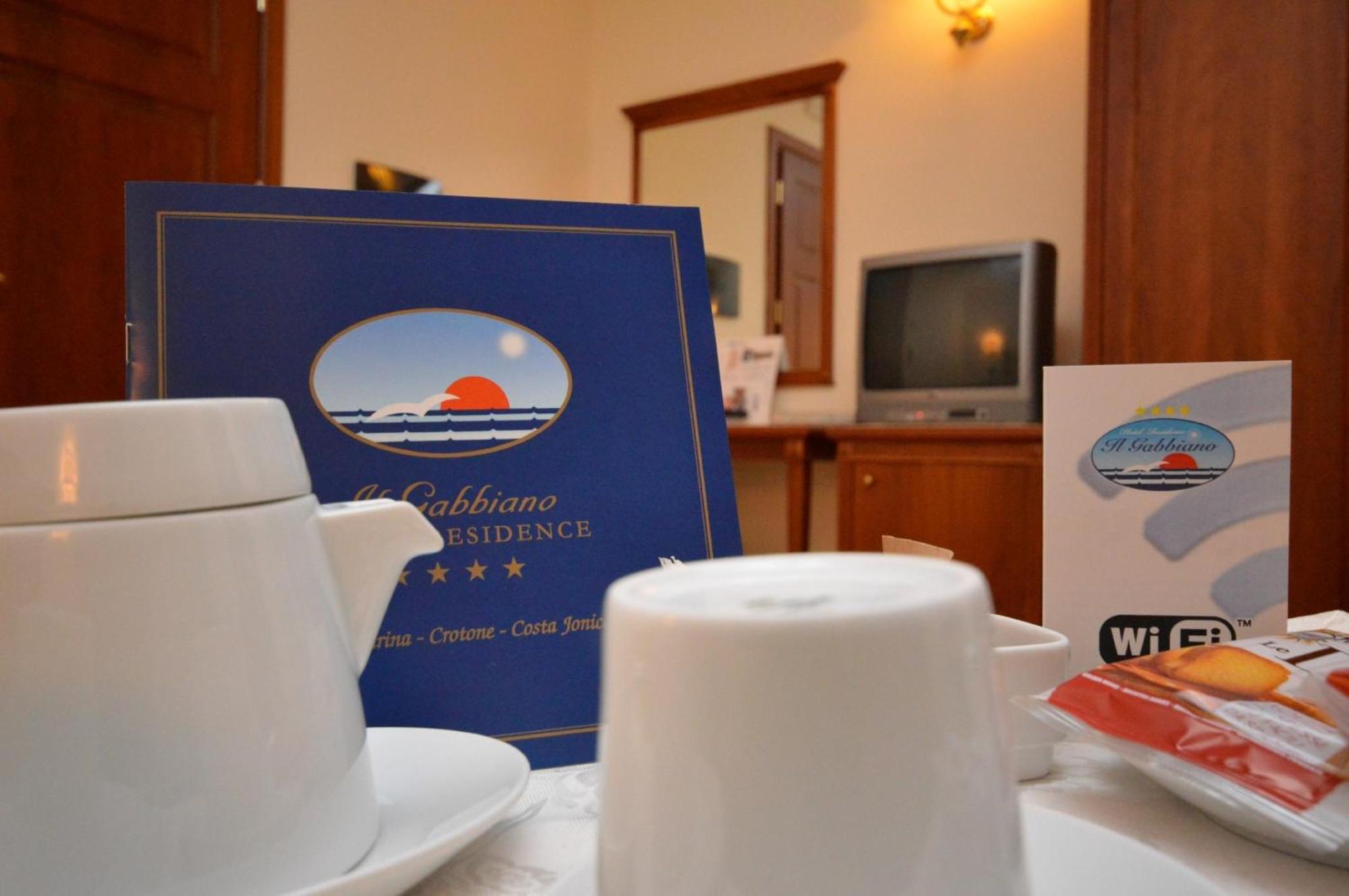 Hotel Residence Il Gabbiano Cirò Marina 部屋 写真